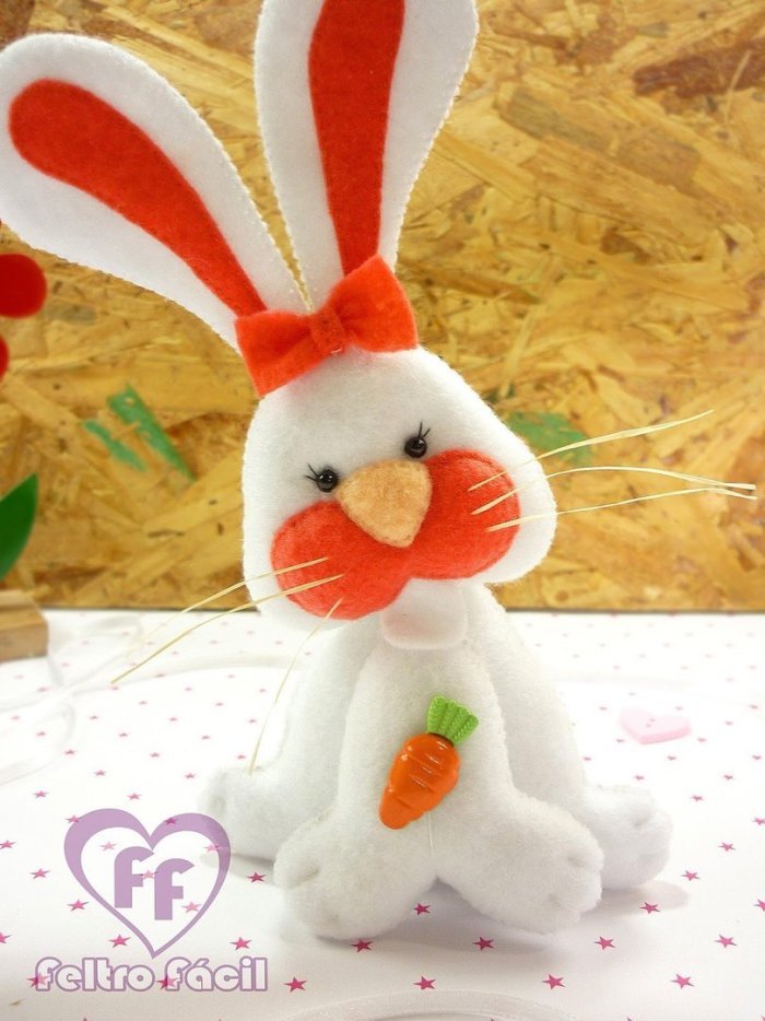 Зайчик фетр