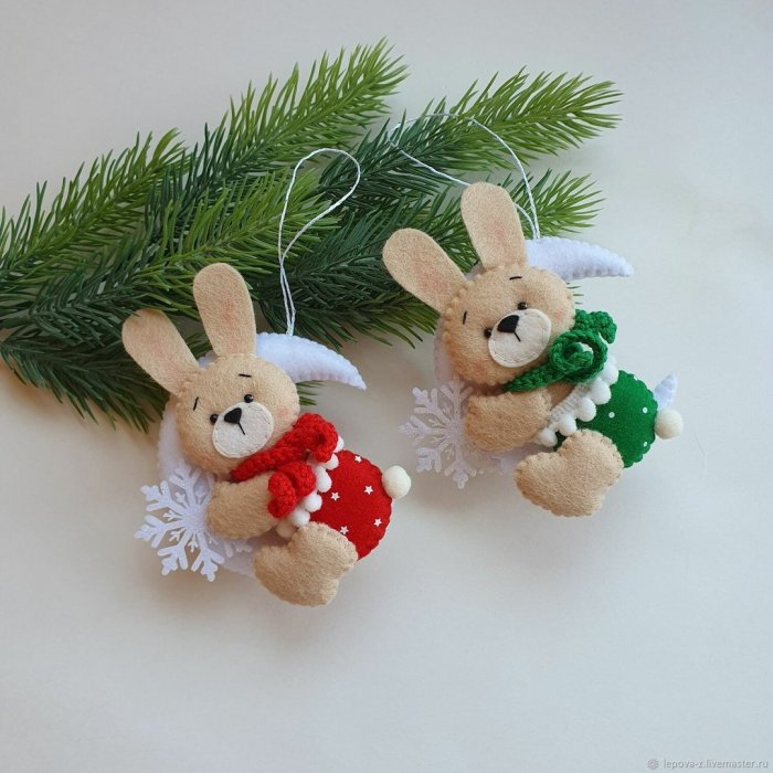 Зайцы на елку серебро