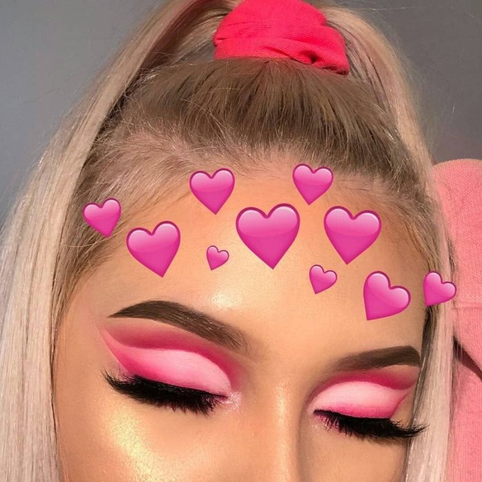 Красивый яркий макияж для девочки