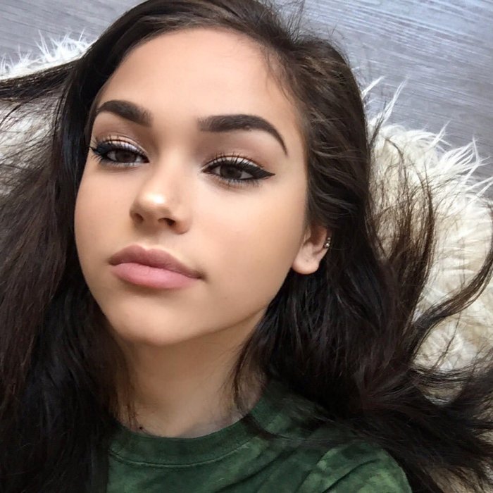 Мэгги Линдеманн макияж