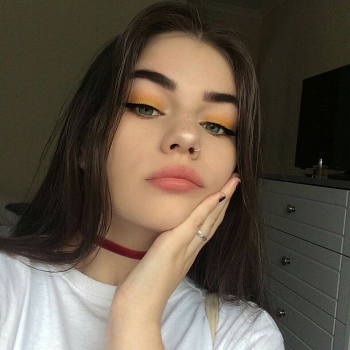 Лицо девушки Эстетика