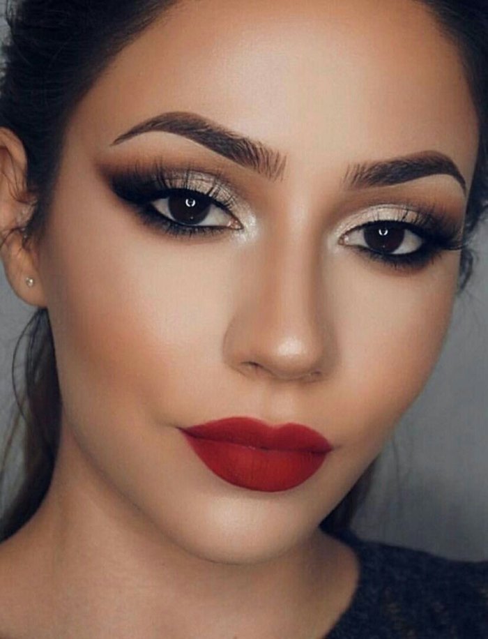 Смоки айс макияж красный