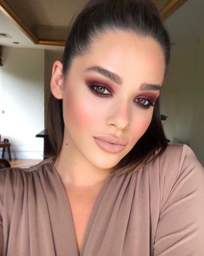 Ezgi Findik макияж