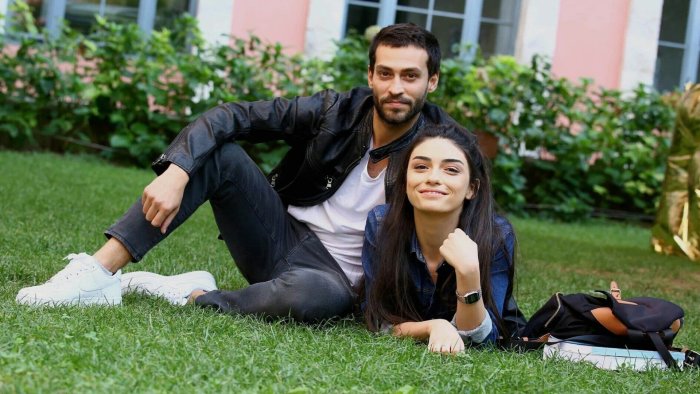 Hayat Sirlari турецкий сериал