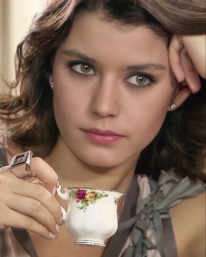 Актеры с кофе