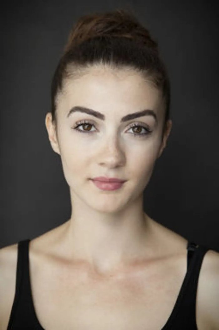 Бурджу Озберк актриса