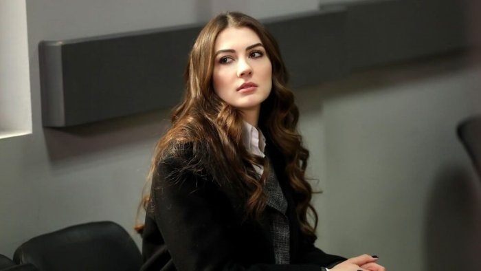 Любовь разум месть Эсра и Озан