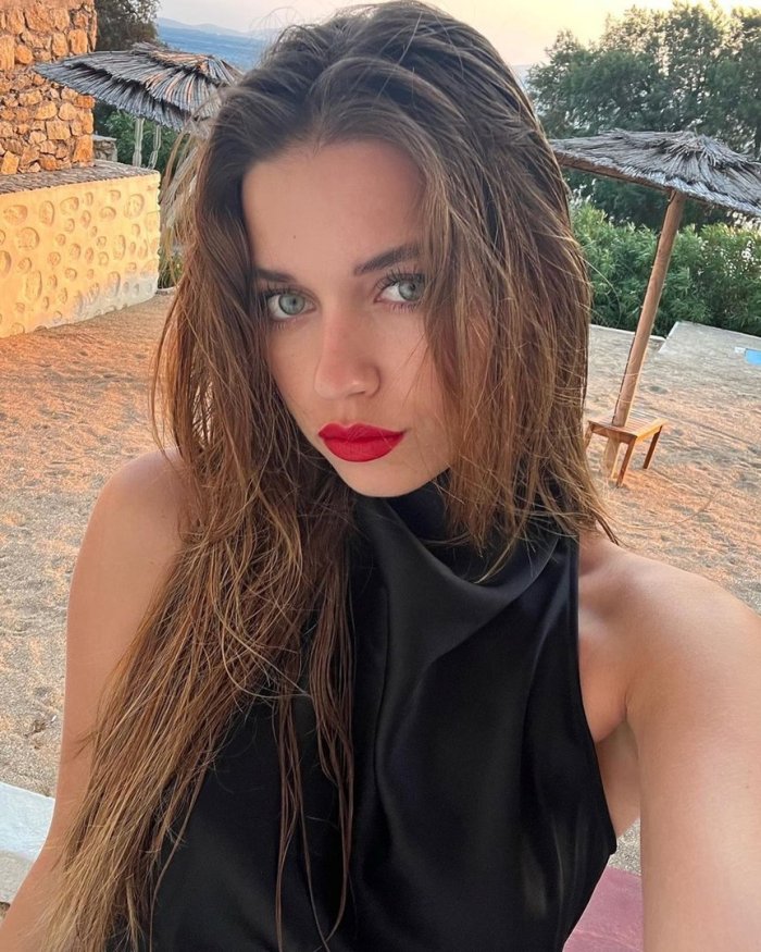 Афра Сарачоглу актрисы Турции