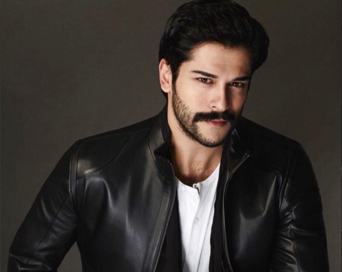 Турецкий актер Бурак