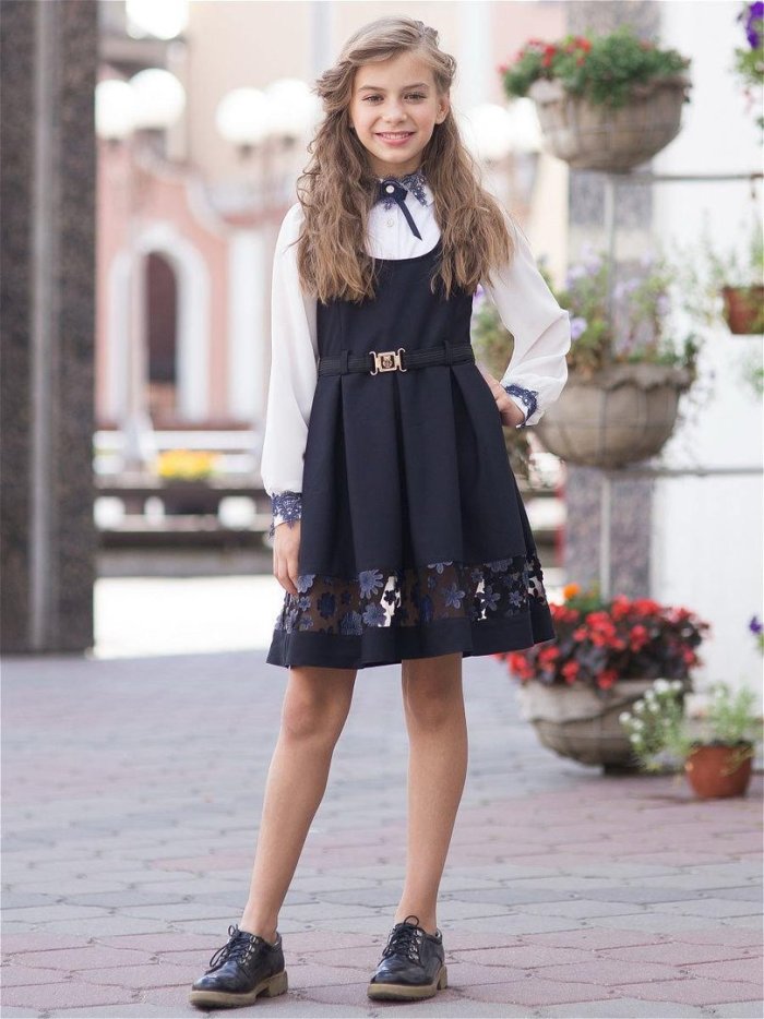 Стильное платье для девочки подростка