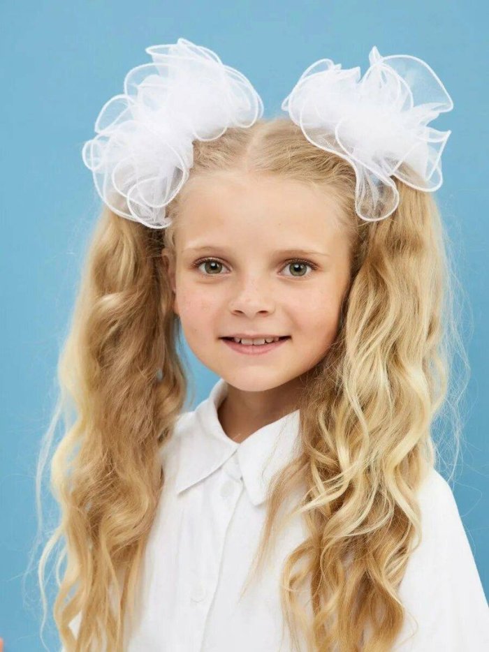 Прическа с бантиками для девочки