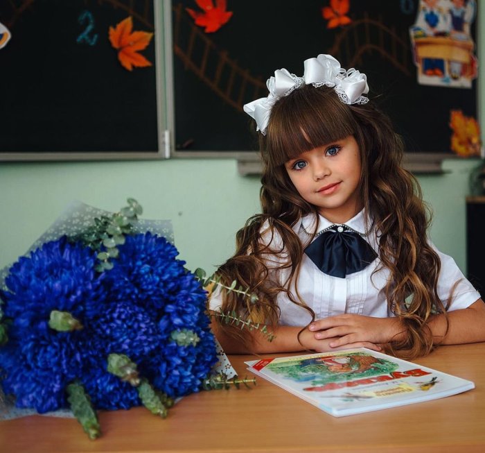 Анастасия Князева первоклашка