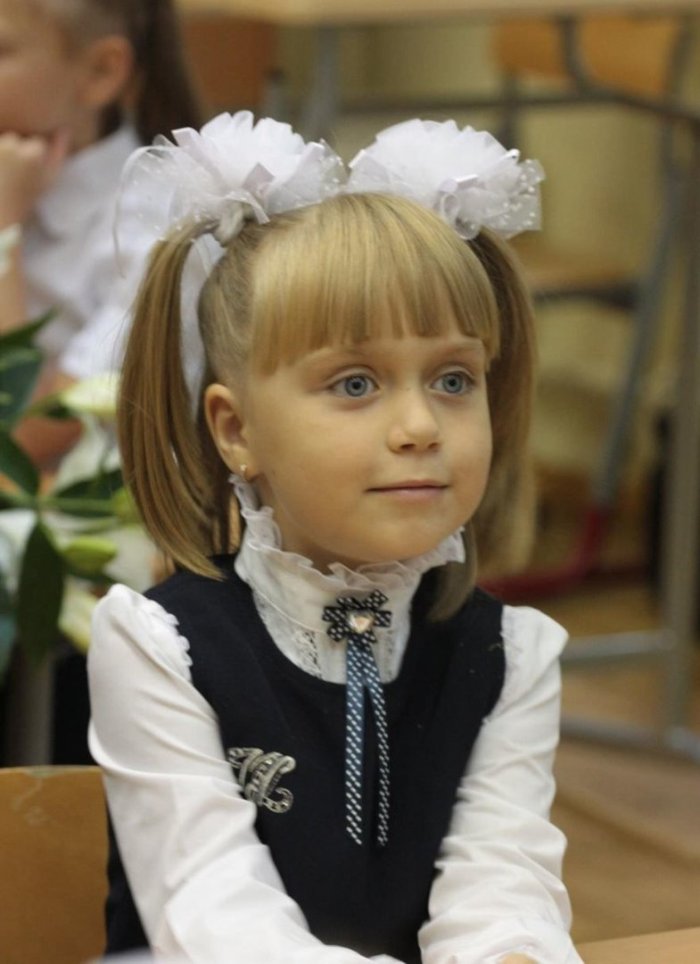 Прически для первоклашек девочек