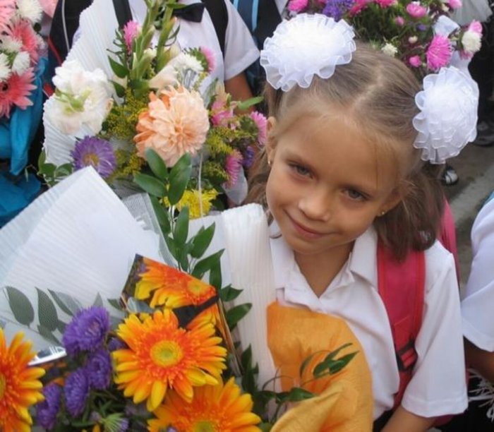 Прическа для первоклассницы