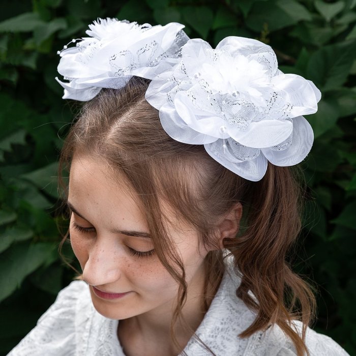 Избражения в пдф причёски с большими белыми бантами для девочек