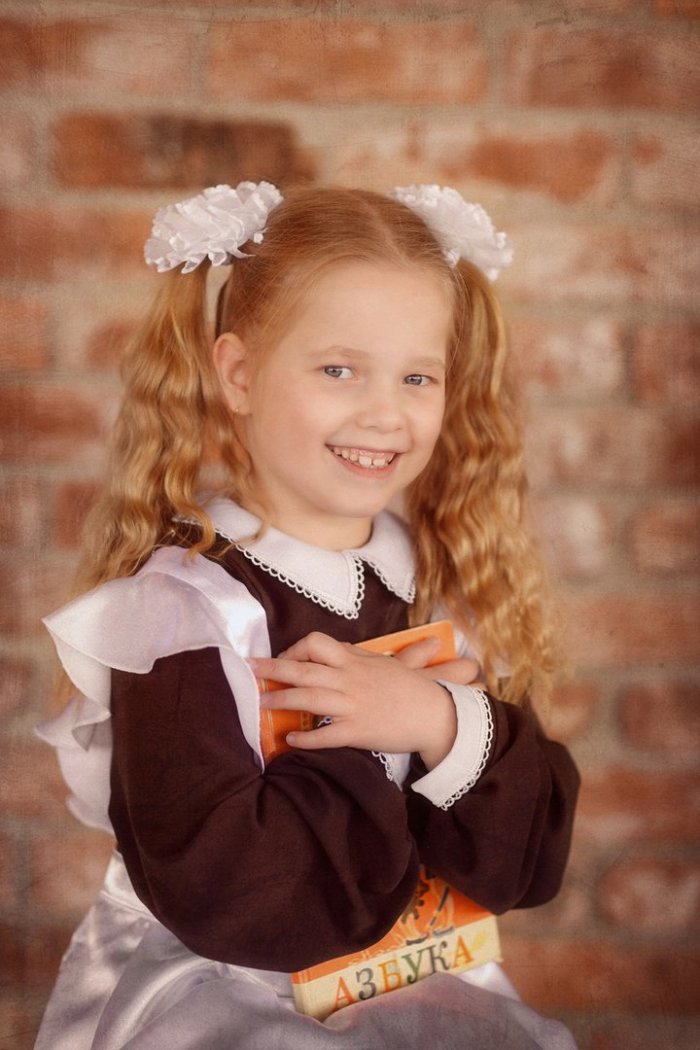 Прическа для первоклассницы