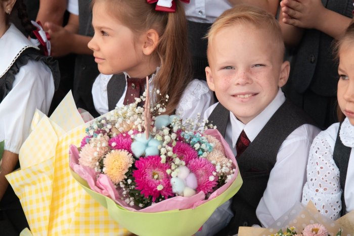 Во всех школах с первого сентября