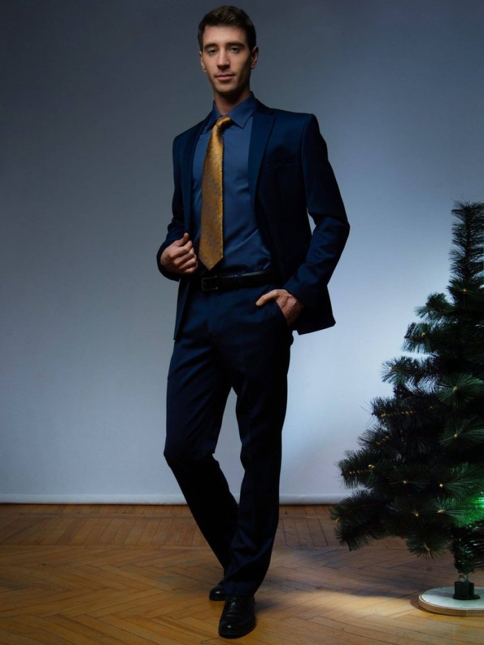 Образ мужчины в костюме