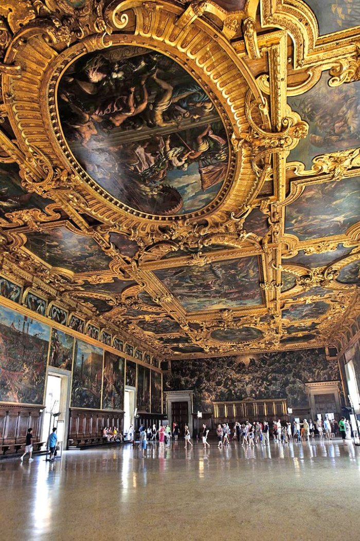 Дворец дожей в Венеции внутри