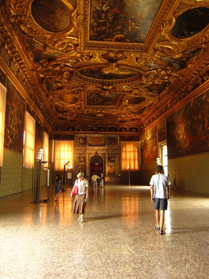 Дворец дожей в Венеции внутри