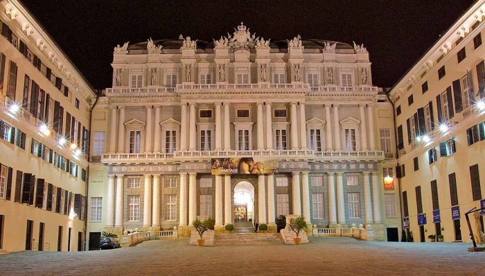 Палаццо дворец в Италии