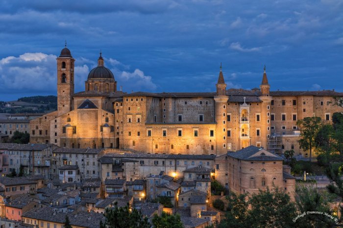 Урбино Италия Рафаэль