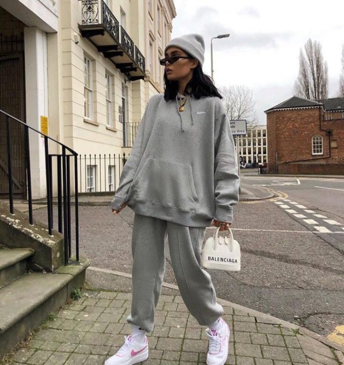 Спортивный костюм найк серый оверсайз