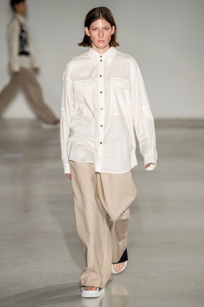 Показ мод оверсайз