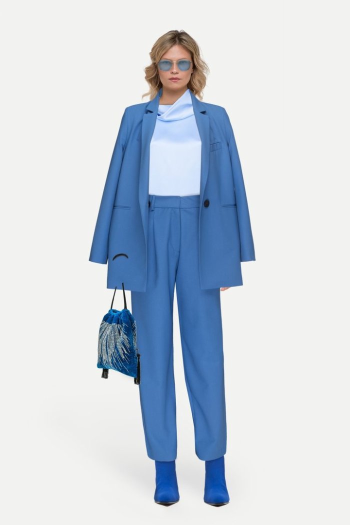 Брючный костюм свободного кроя