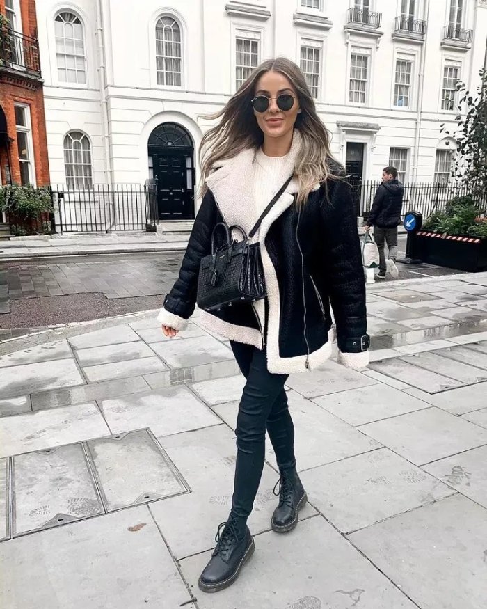 Дубленка со спортивным костюмом