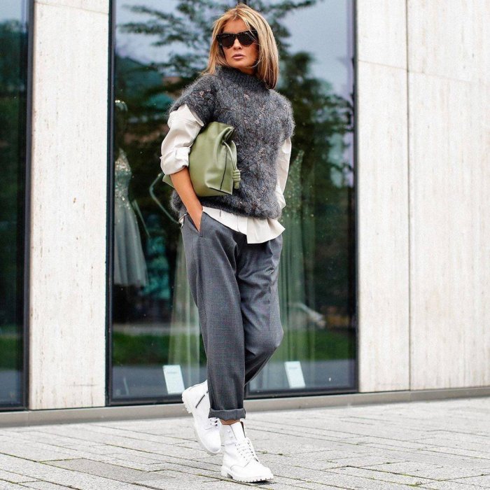 Образы с трикотажной жилеткой