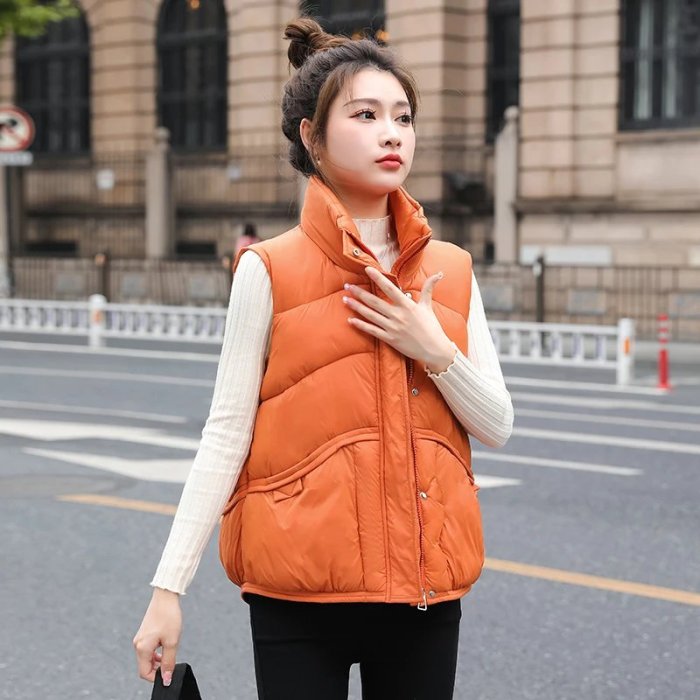 Пуховая жилетка с Тренчем