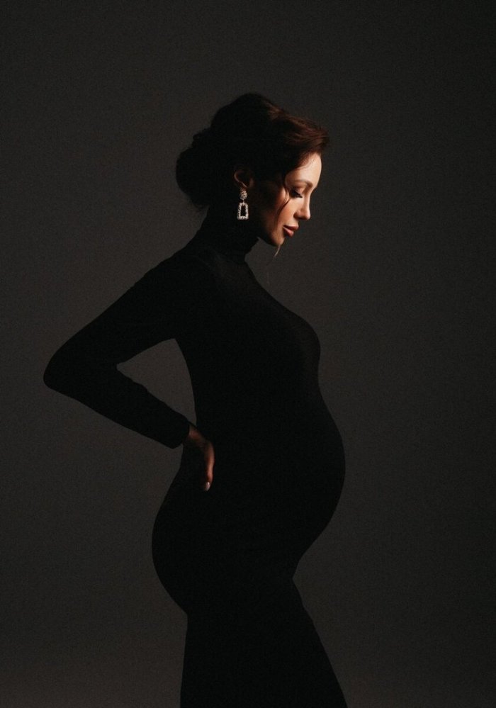 Cut out Black pregnant woman