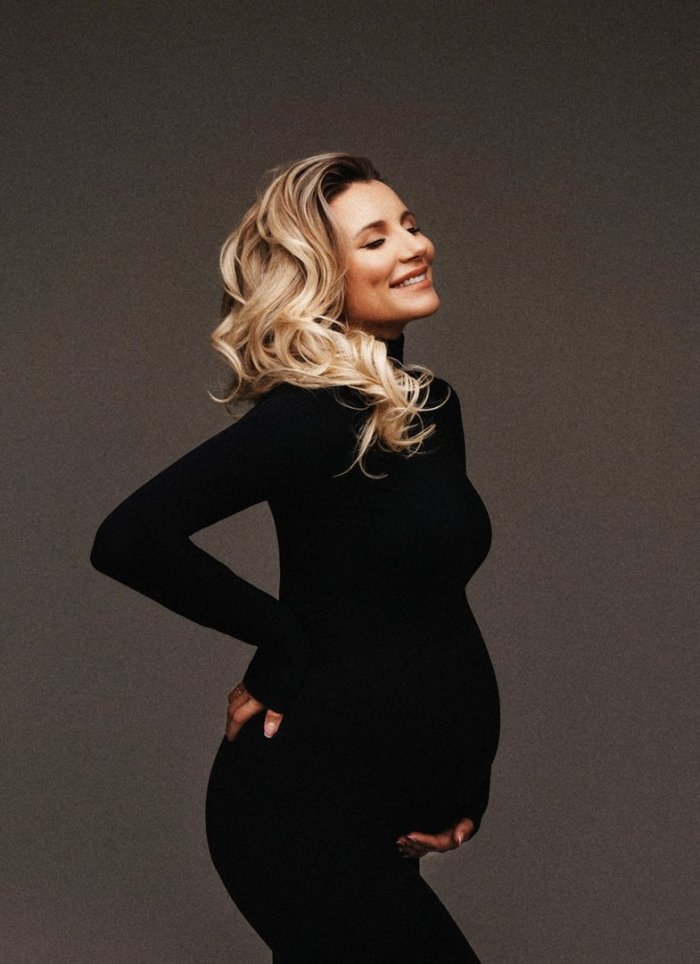 Стильная фотосессия беременной