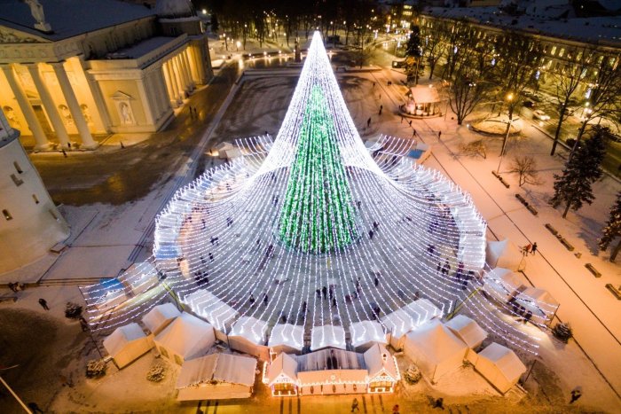 Ель Новогодняя с шатром