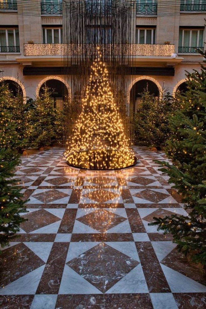 Елка в отеле four Seasons