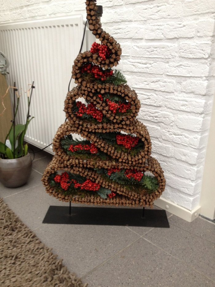 Креативная елка своими руками