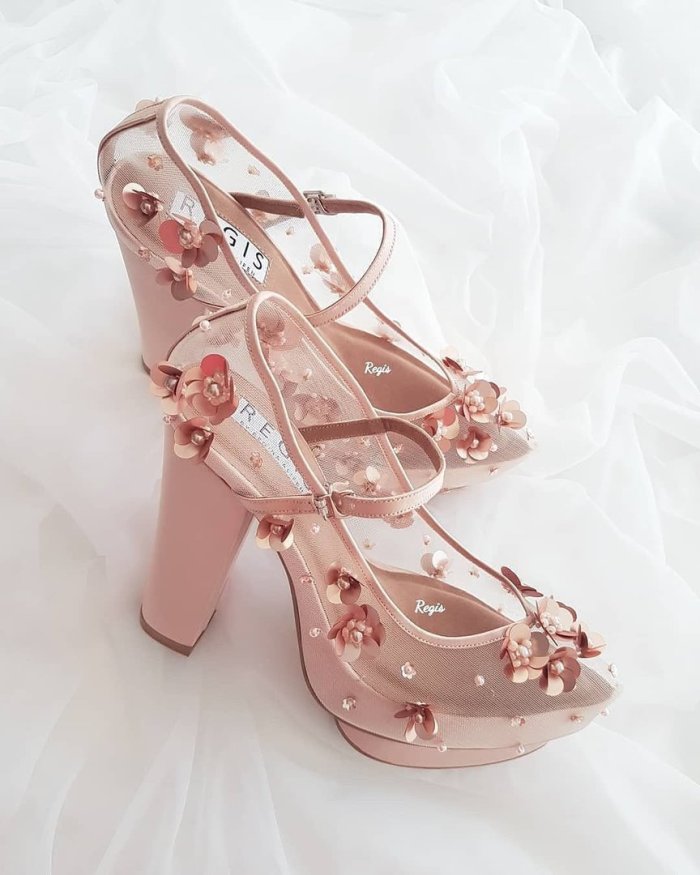 Красивая обувь для девушек