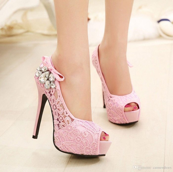 Туфли на каблуках для девушек