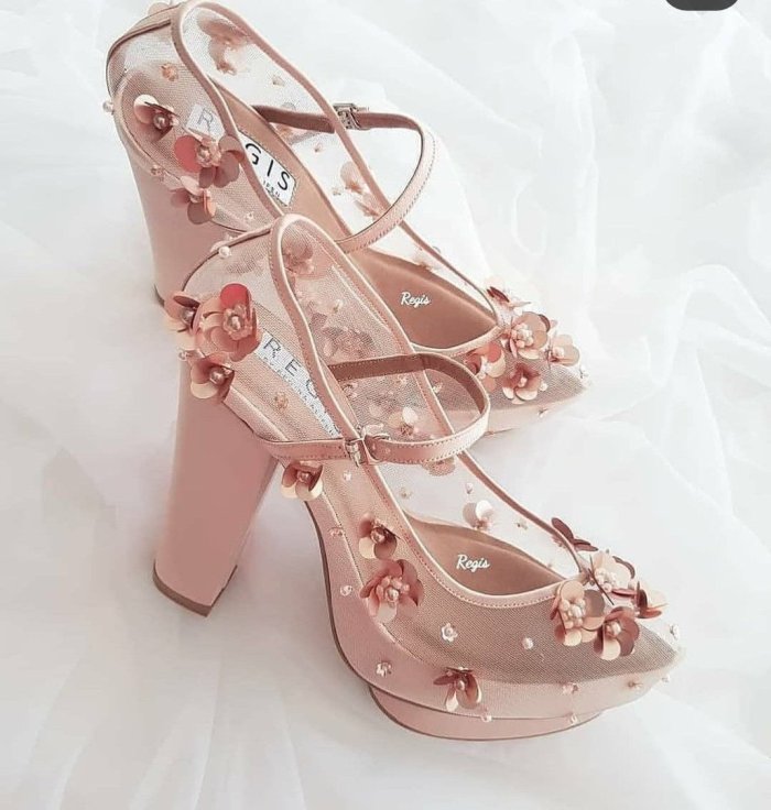 Красивая обувь для девушек