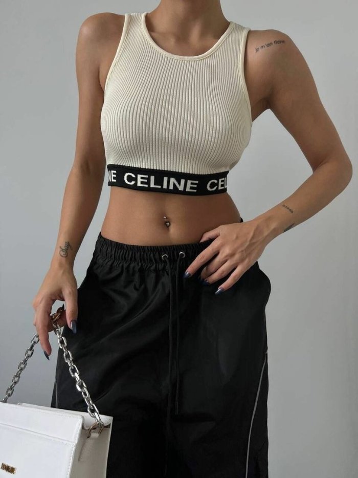 Кроп топ с поддержкой груди