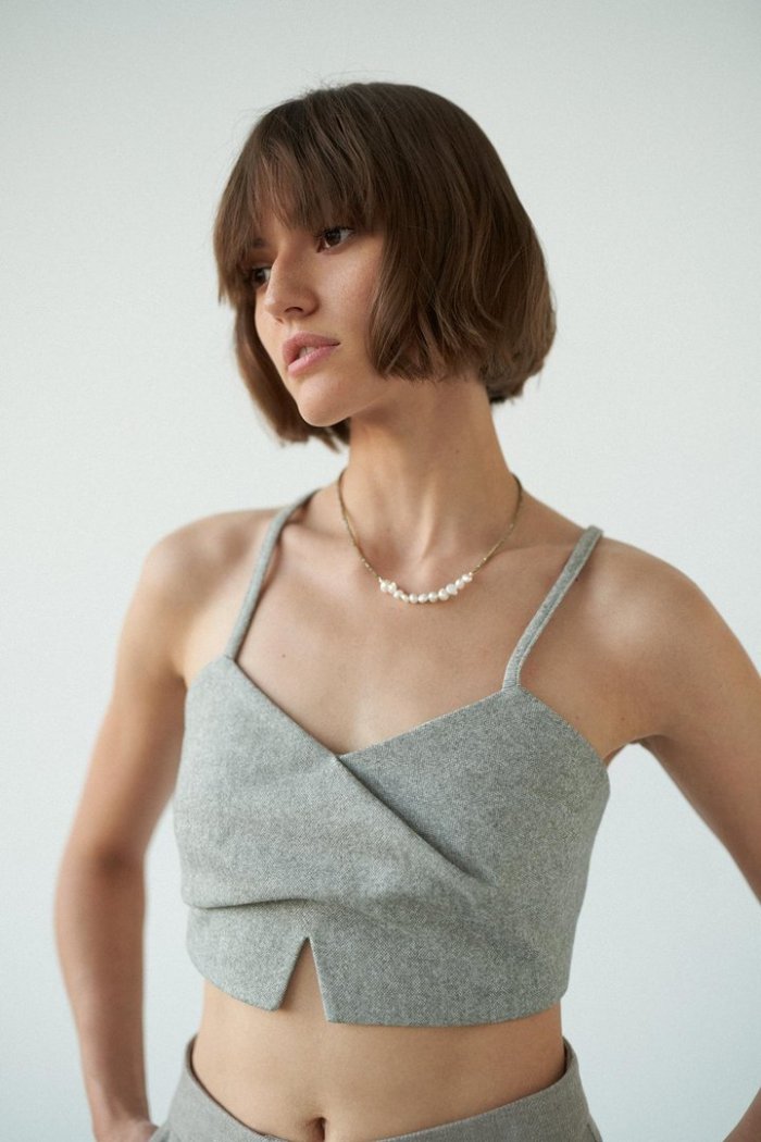 Топ на одно плечо бежевый