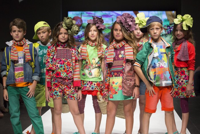 Современная одежда для детей