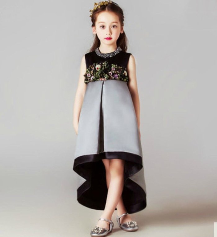Стильные детские платья