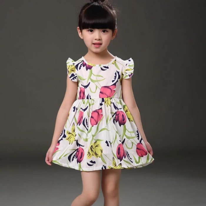 Стильные детские платья