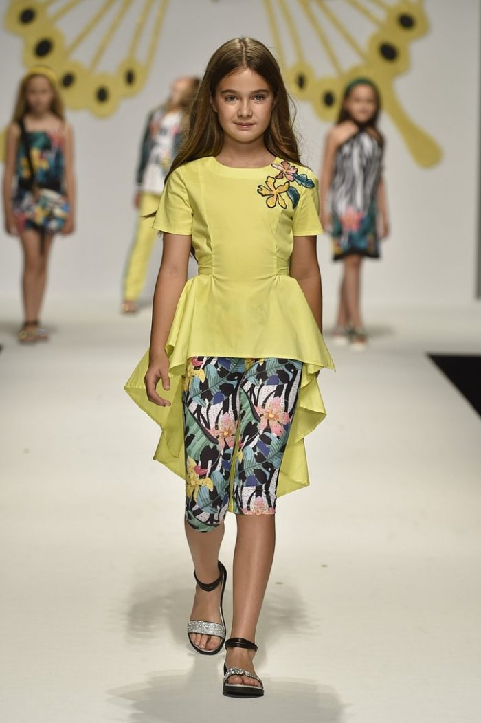 Модные платья для девочек