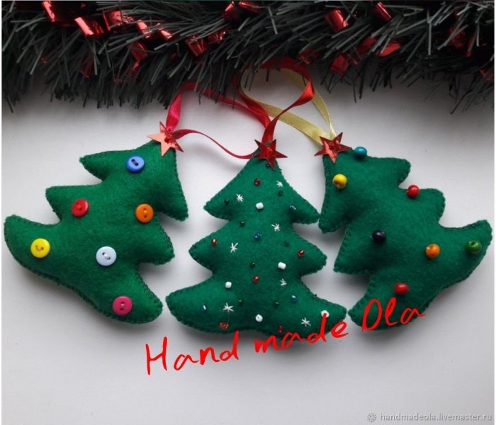 Фетровые игрушки на елку