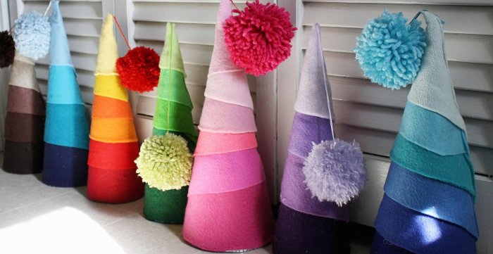 Елка конус из ткани