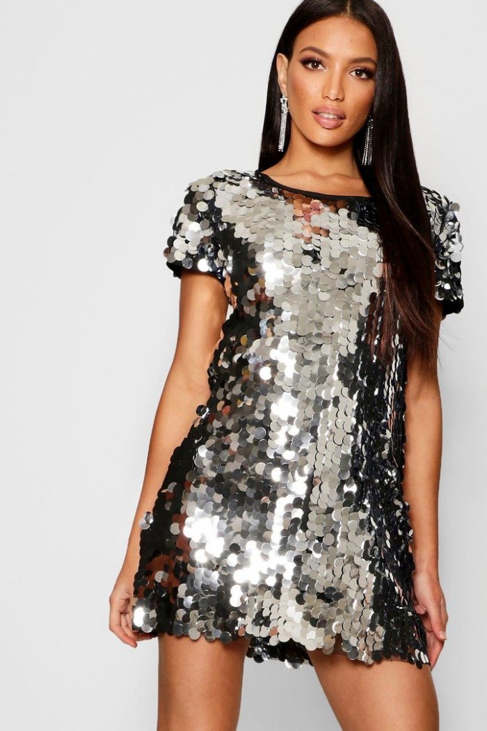 Платье с крупными пайетками