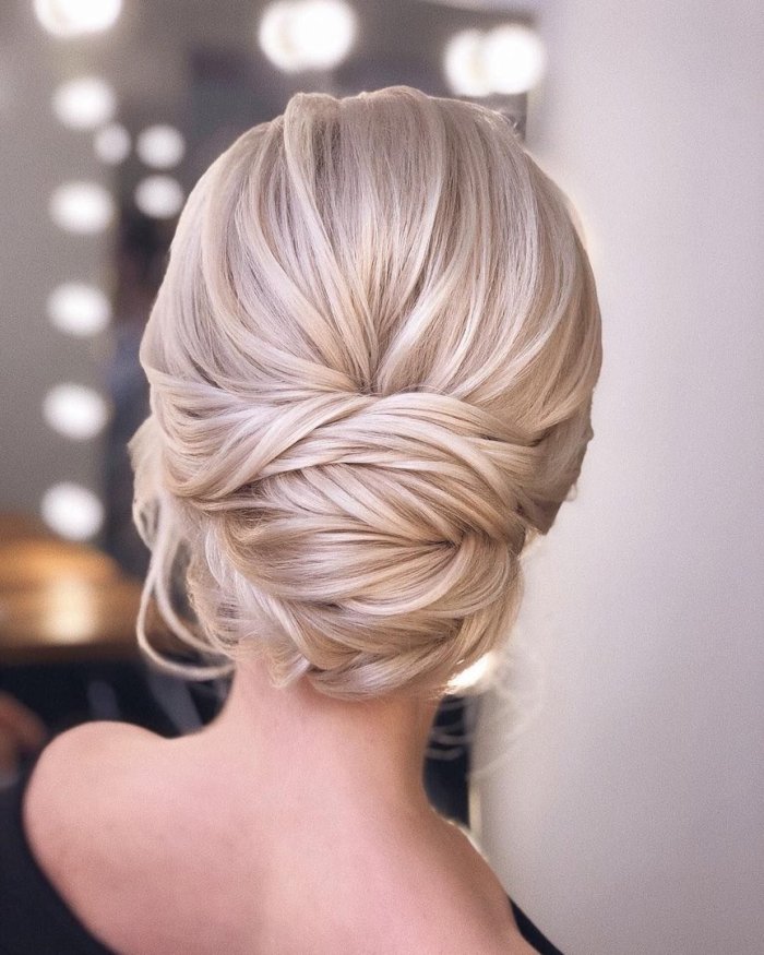 Элегантные Свадебные прически